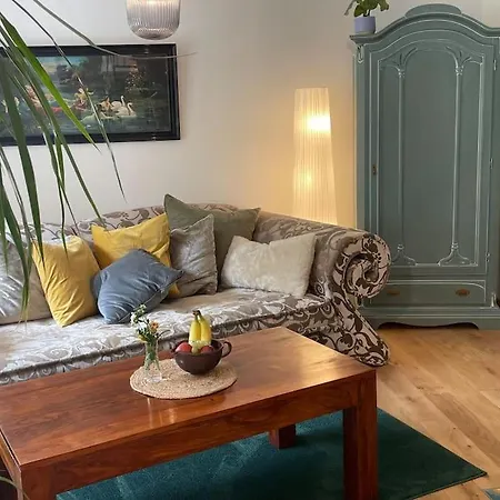 Grüne Haus Allein Für Dich! Burg